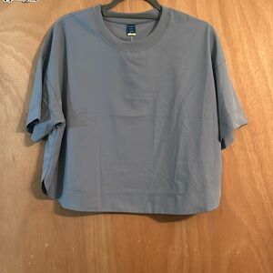 Brand new Old Navy Cropped Shirt